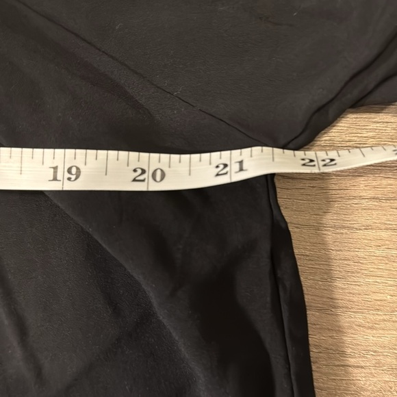 NWT Chic Black Off-Shoulder Top size large X-Large women boho pleated‎ sleeves - Picture 12 of 13